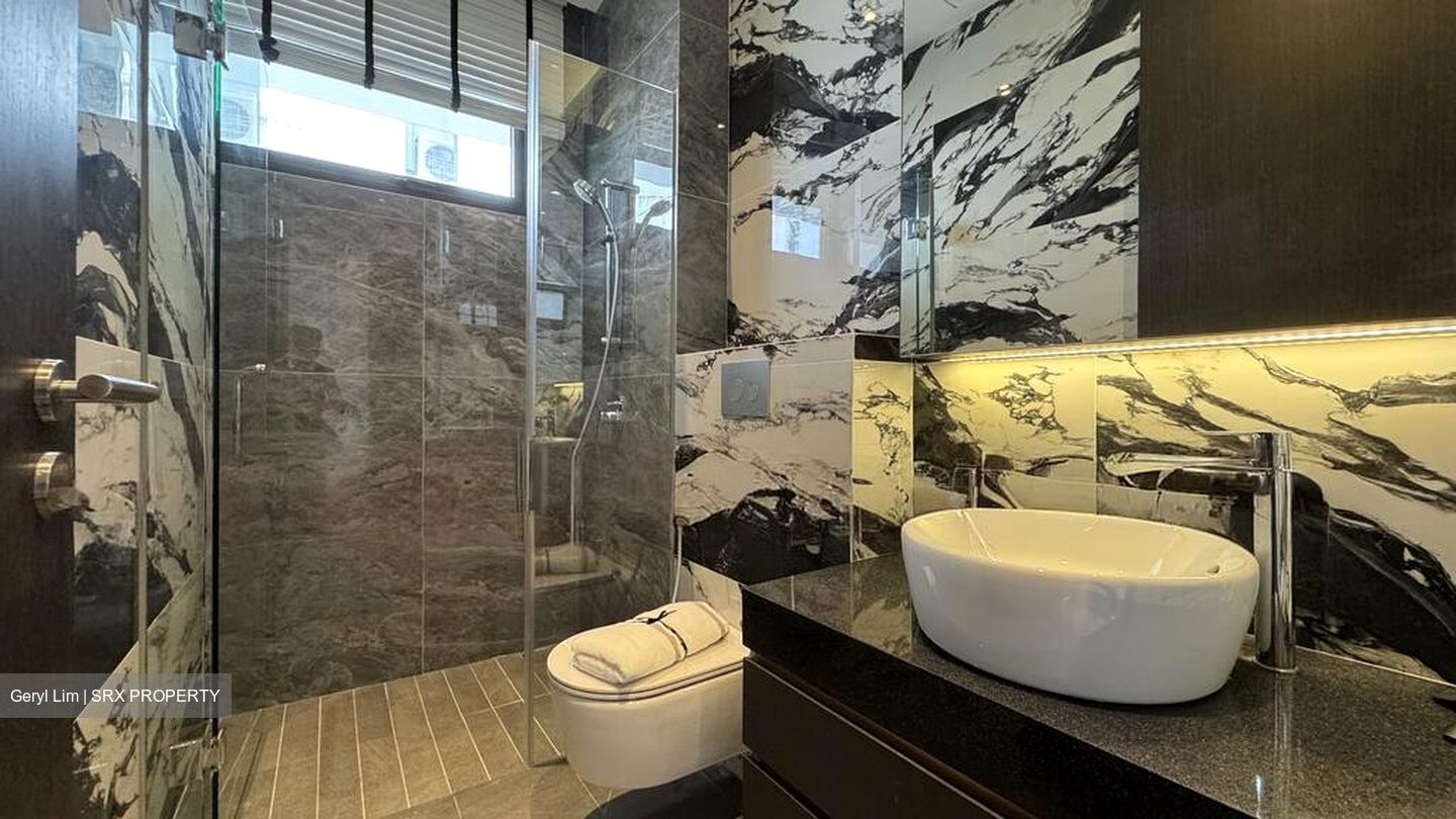 Jalan Loyang Besar (D17), Terrace #503738921